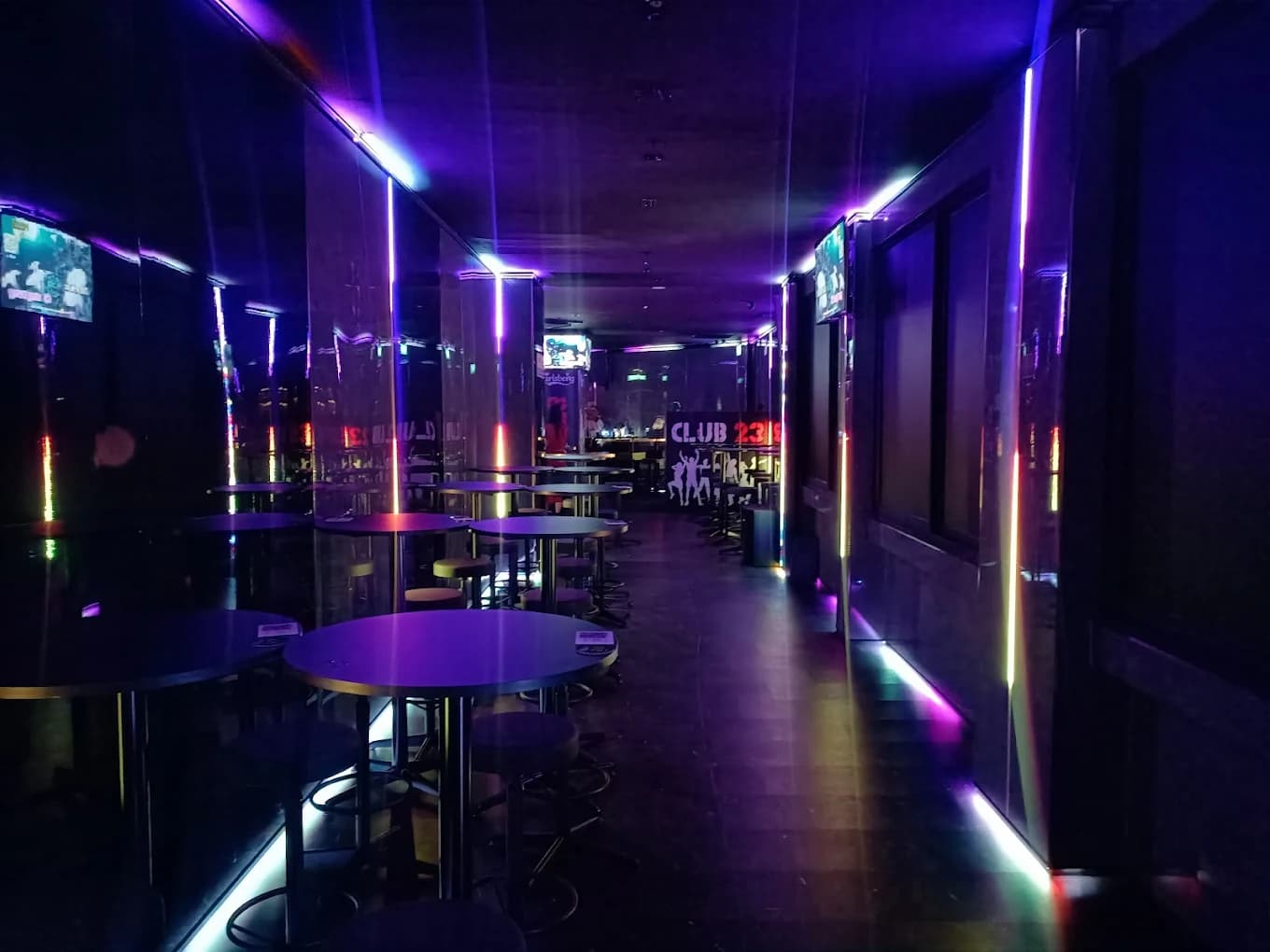 NightlifeStreet 2