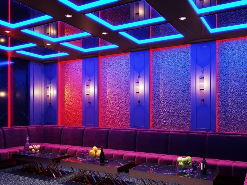 Club Deluxe 7