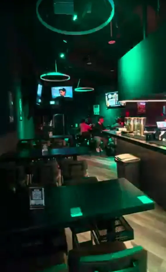 REC Studio Bar 6