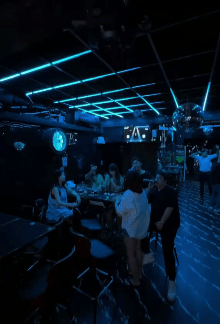 The Q Room 3