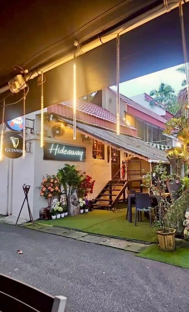 HIDEAWAY by Semura Bistro